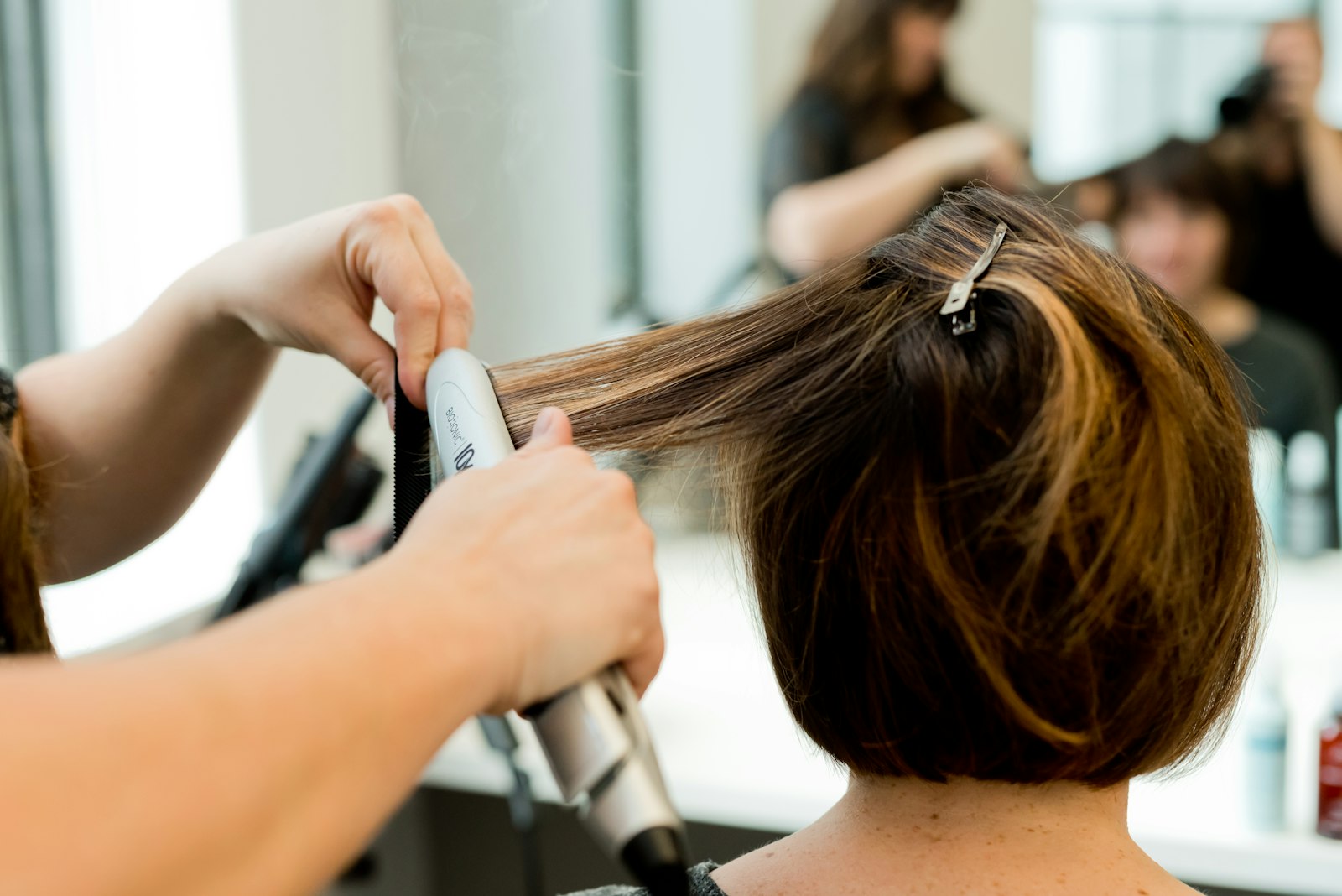 Keratina vs. Alisado Orgánico: Cuál Elegir Según Tu Cabello