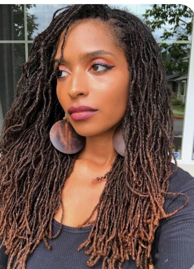 Retorcido de Rastas — The Loc House